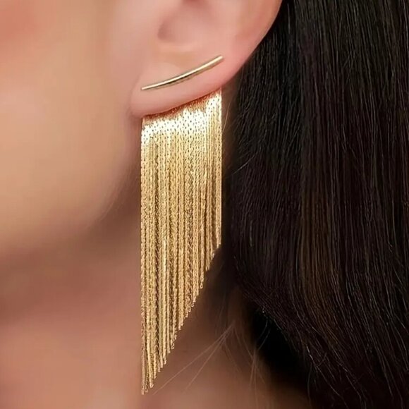 NEW Gold dangle earrings, unique gold earrings, trendy jewelry, tassel earrings - Picture 1 of 3